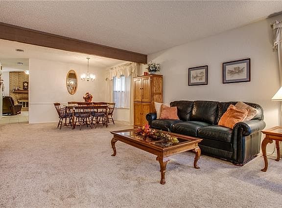 3rd image of 1606 Choctaw Dr