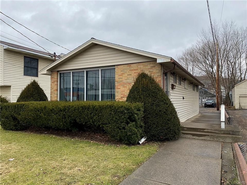 1st image of 165 1/2 Homer Ave
