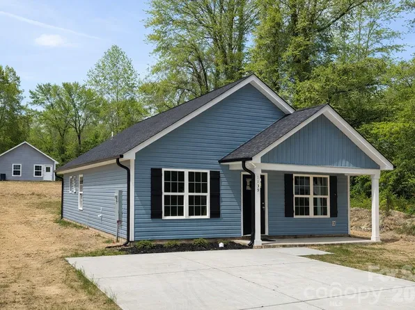 1139 Kenly St, Salisbury, NC 28144