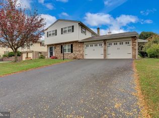 914 Cypress St, Chambersburg, PA
