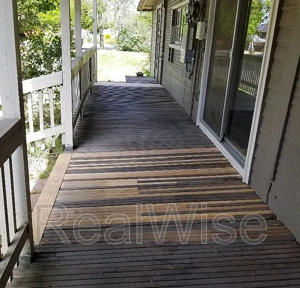 1483 Fruitdale Dr — Photo 2