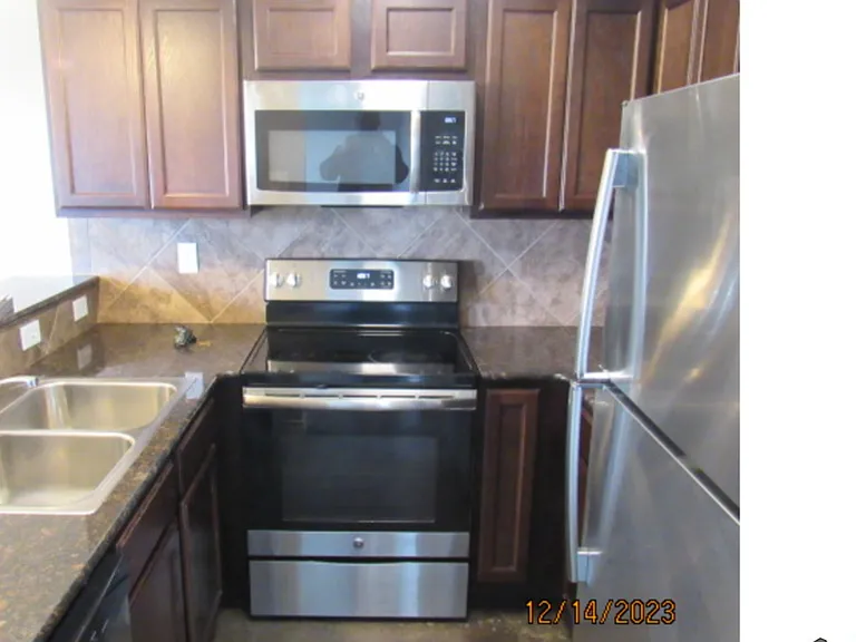 1714 Risen Star Ln #A — Photo 9