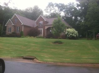 113 Edens Shoals Ct, Six Mile, SC 29682