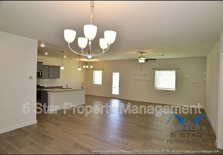 3545 Essence St — Photo 7