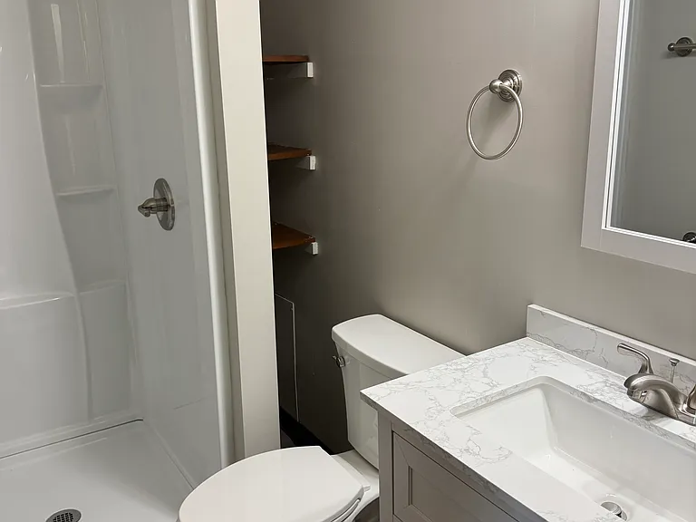 420 N Main St #12 — Photo 14