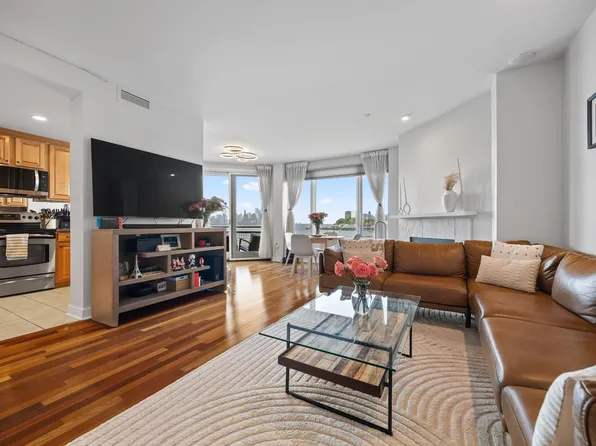 600 Harbor Blvd Unit 964, Weehawken, NJ 07086