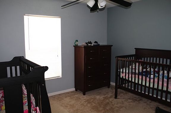 4th image of 1620 SE Waco Blvd