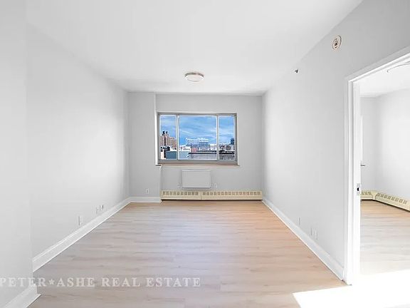 2nd image of 2205 3rd Ave APT 8D