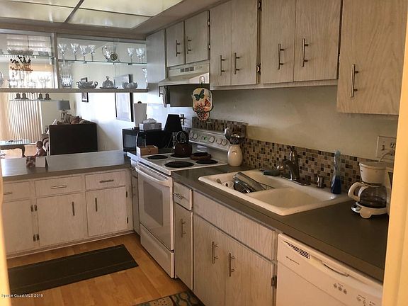 2nd image of 2135 N Courtenay Pkwy APT F247