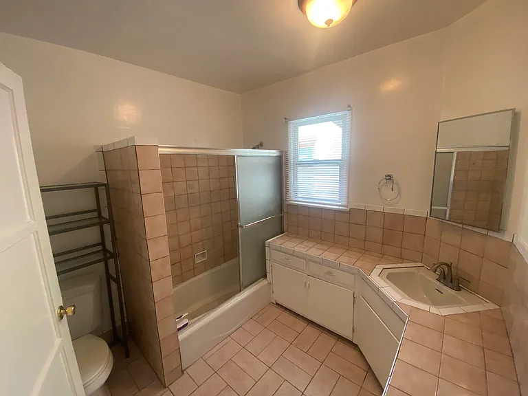 12737 Venice Blvd #12737 — Photo 3