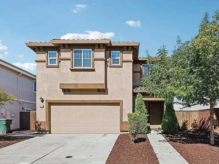 7185 Corvus Cir — Photo 2