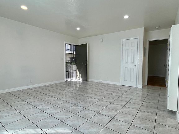 3rd image of 225 N Dalton Ave APT 1