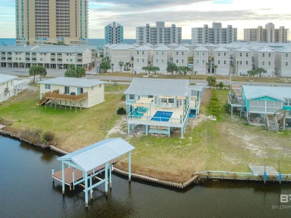 942 W Lagoon Ave, Gulf Shores, AL 36542