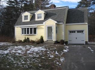 12 Lundy Ln, Wayland, MA 01778