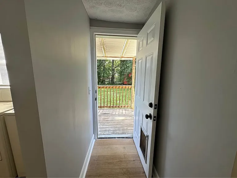 4017 Taylor Blvd — Photo 7