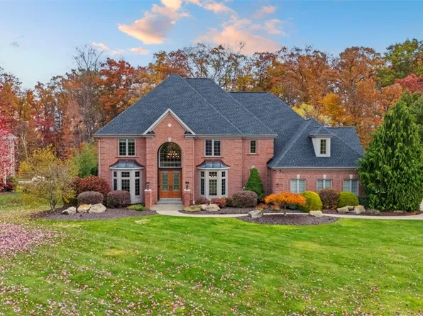 112 Mirage Dr, Cranberry Township, PA 16066