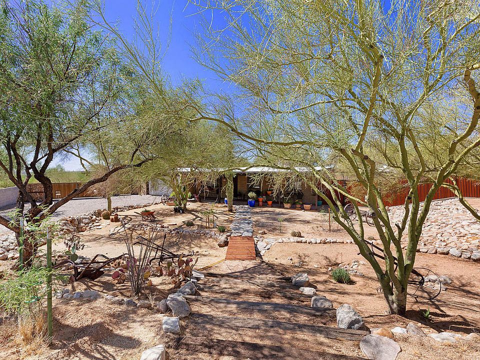 1st image of 211 E Mountain Sunset Pl