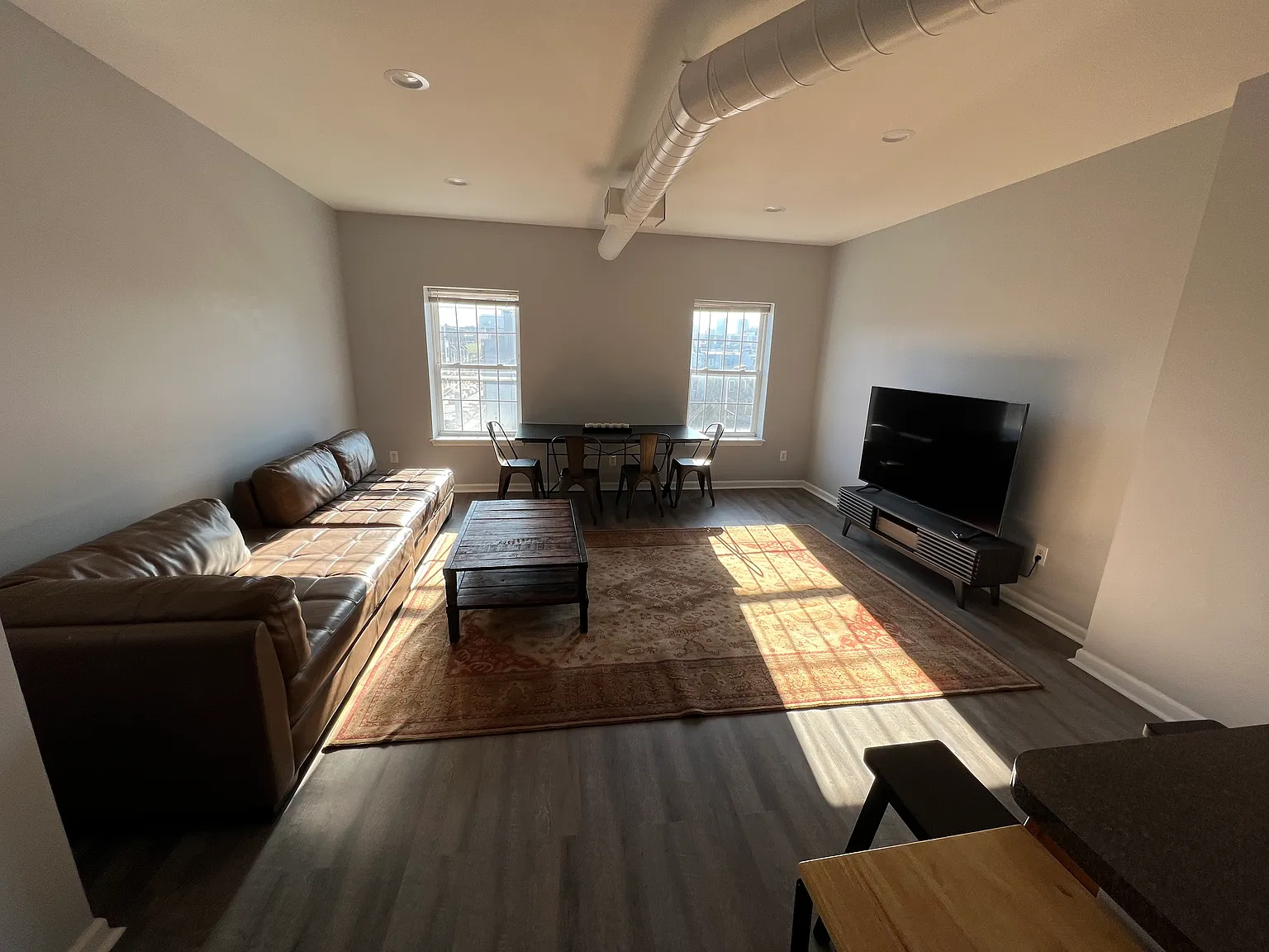 2 bed, 1.5 bath, 1890 sqft, $1,895 — Photo 4
