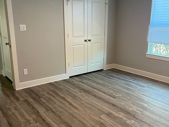 5th image of 411 W Highland St #101