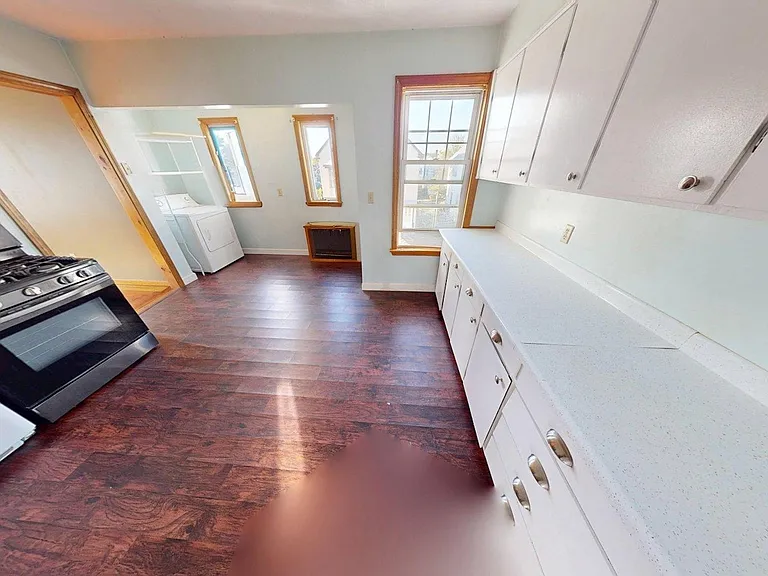 27 Princeton St #2 — Photo 35