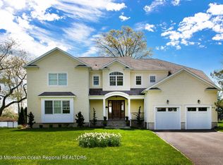 44 Rivers Edge Dr, Little Silver, NJ 07739