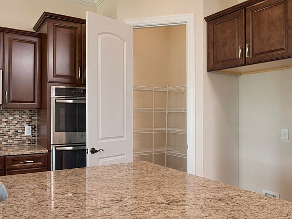 Ample cabinet space in kitchen