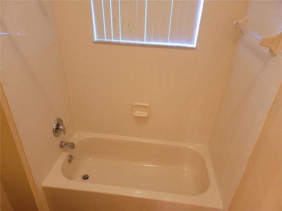 4th image of 4472 Harts Cove Way