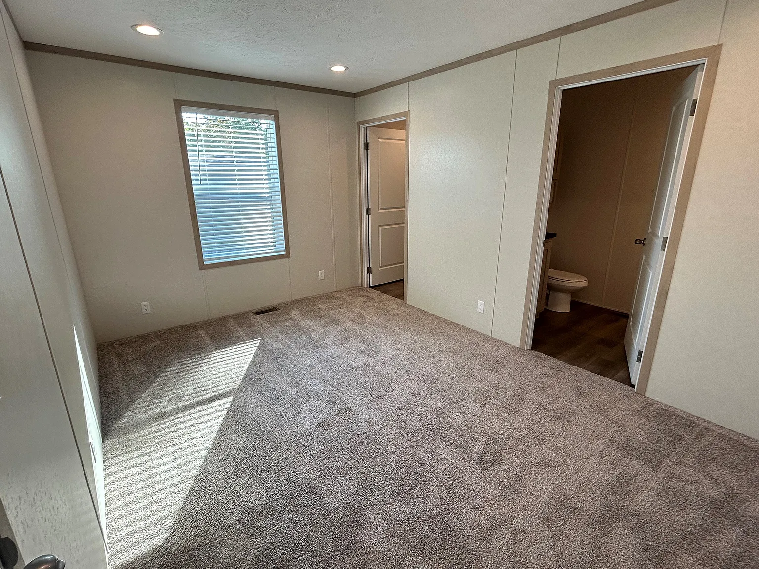 Affordable Living Opportunity! — Photo 3
