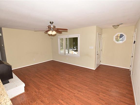 2nd image of 50 Linda Dr