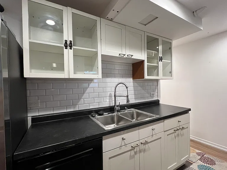 6354 N Paulina St #BASEMENT — Photo 23