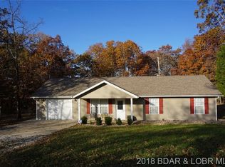 27 Manchester Ln, Camdenton, MO 65020
