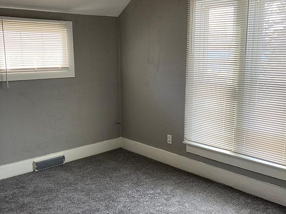 4th image of 700 Chestnut St #2