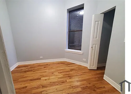 3 bed, $2,100 — Photo 3