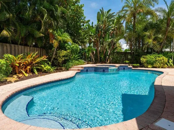701 SW 5th St, Boca Raton, FL 33486