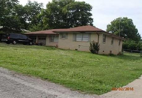 2nd image of 3900 Wayside Dr