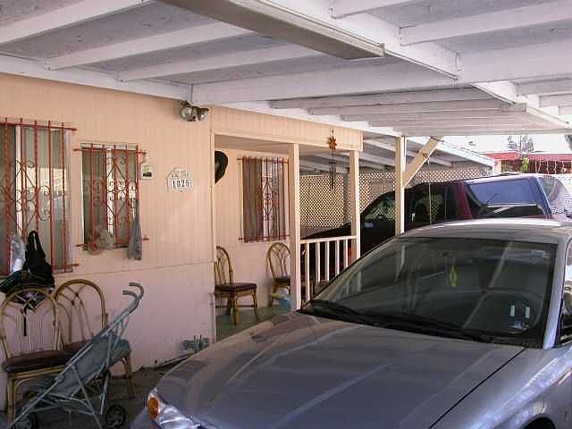 2nd image of 1025 S 36th St