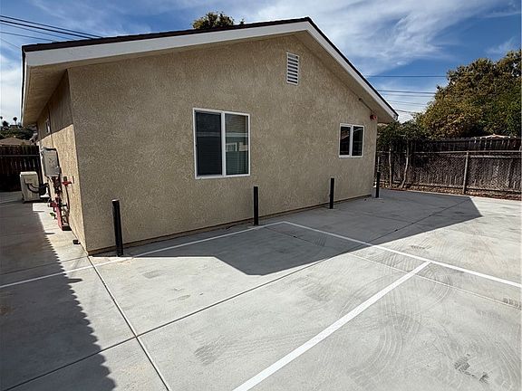 2nd image of 321 Elm St