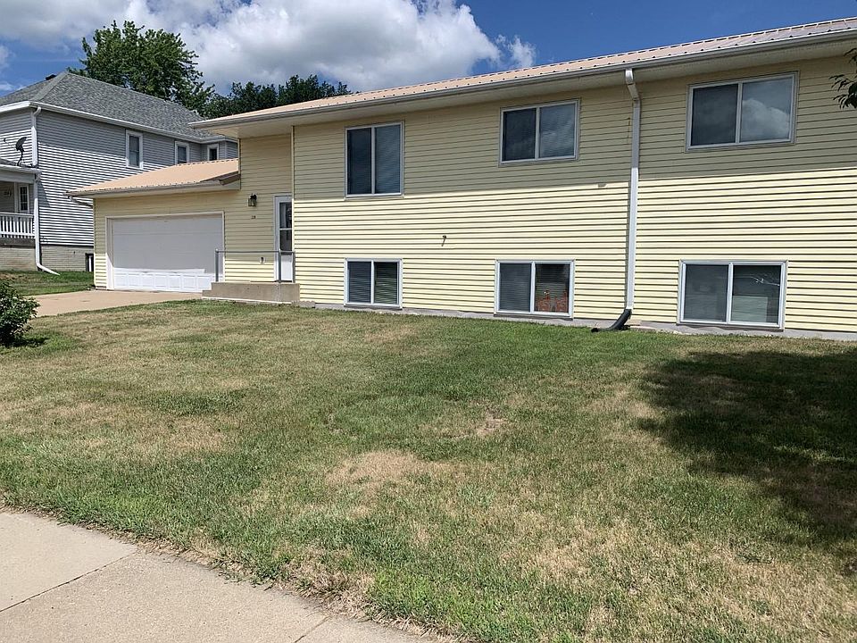 1210 Lincoln St Vermillion SD Zillow