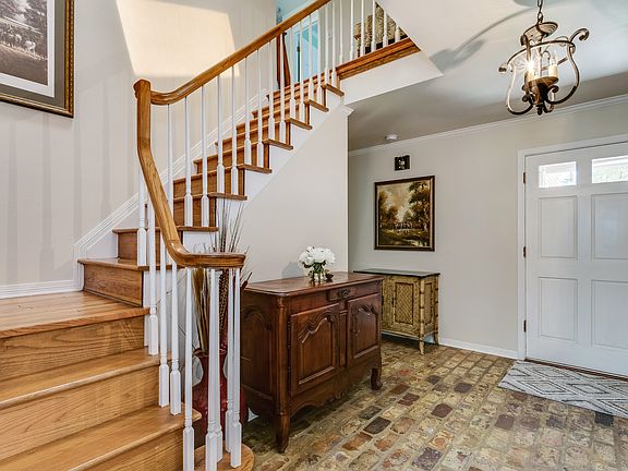 2nd image of 87 Belle Meade Dr