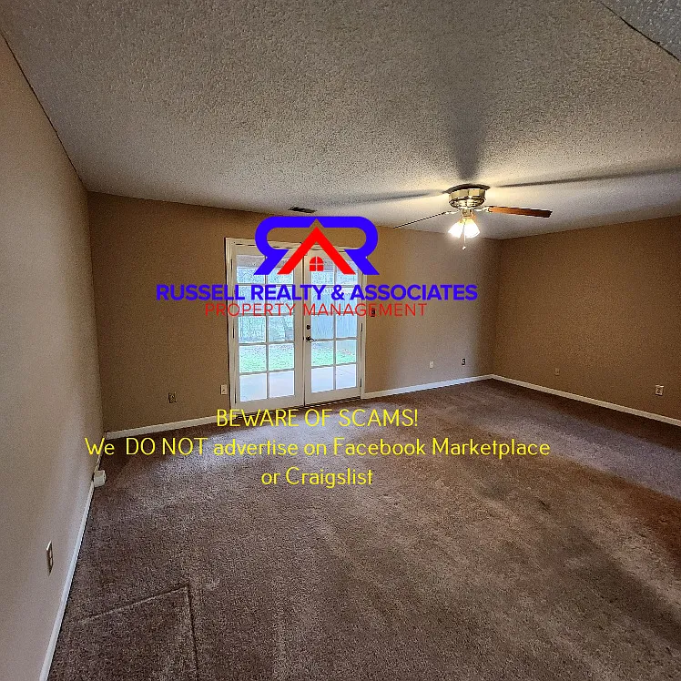 Building Photo - 5475 Nottinghill Dr