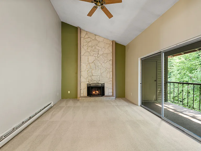 17534 151st Ave SE #10-13 — Photo 2
