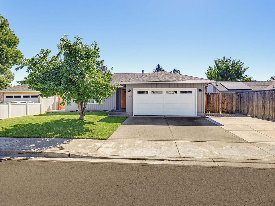 1st image of 2558 Alma Dr