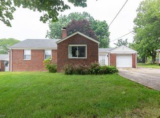627 Poland Ave, Struthers, OH 44471