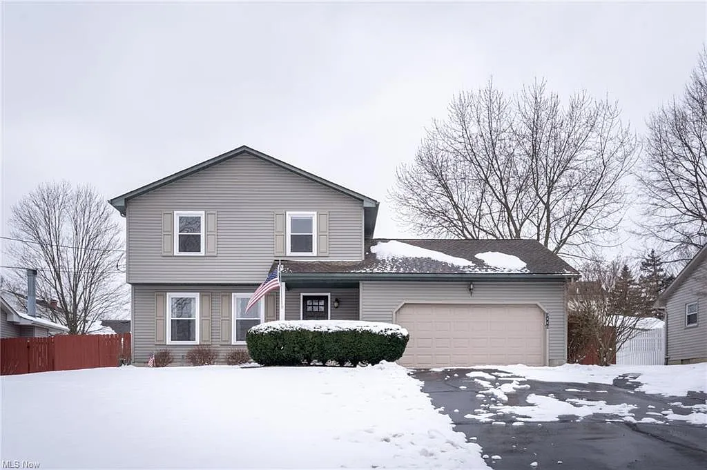 3440 Almerinda Dr photo 1