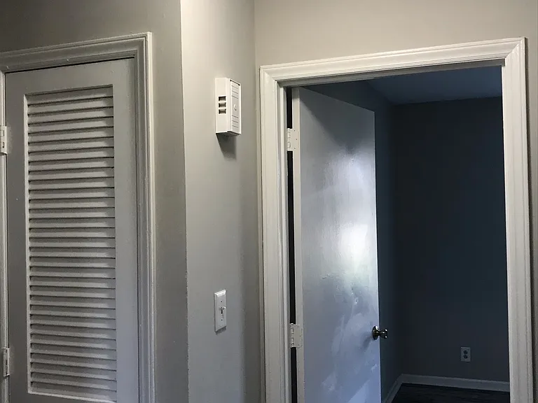 100 Grant Dr — Photo 11