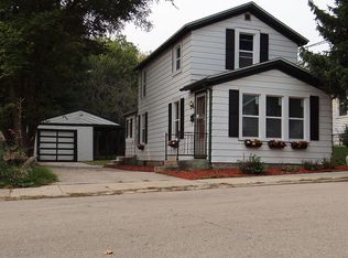 610 Summit St, Rockford, IL 61107