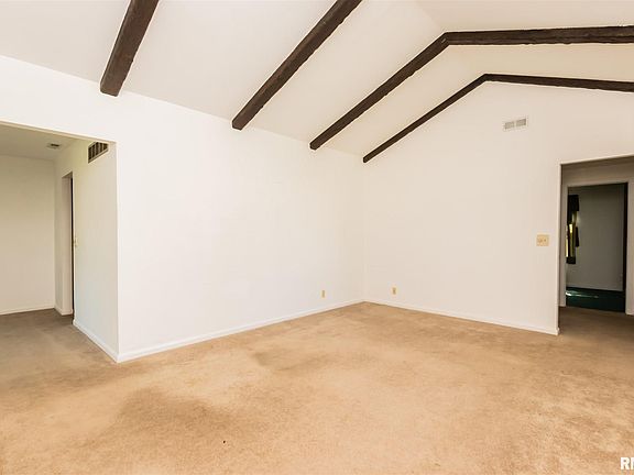 4th image of 4413 W Russell Ave