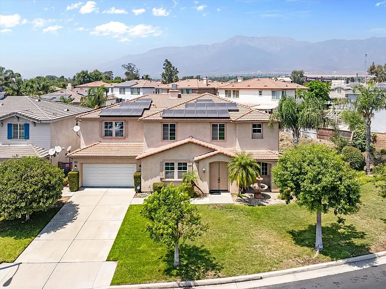 13564 Williamson Rd — Photo 41