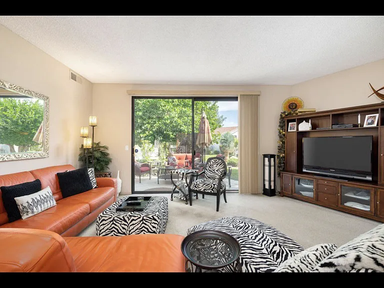 34482 Paseo Real #34482 — Photo 2