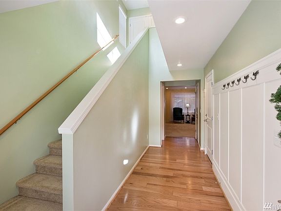 3rd image of 3113 139th Pl SE